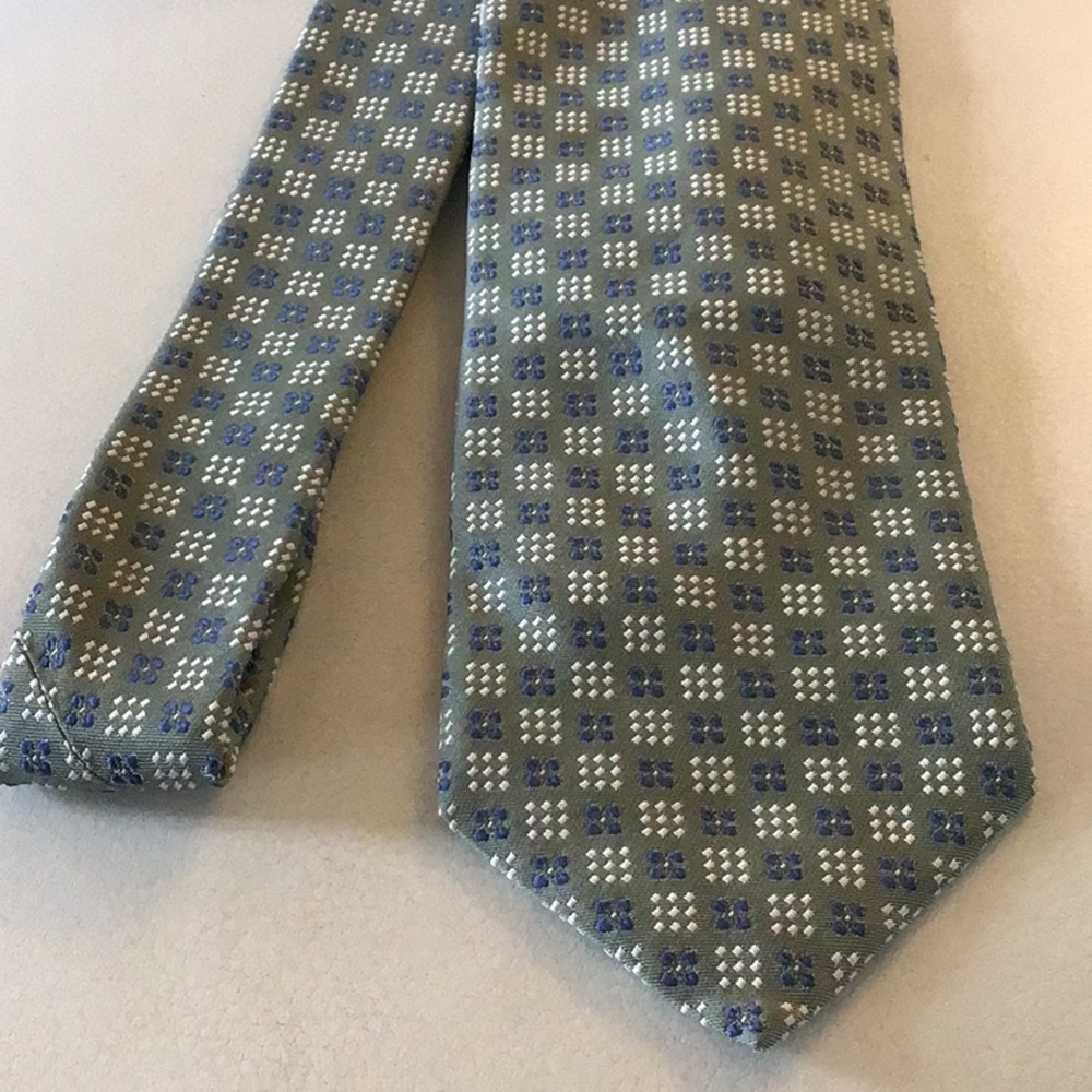New Breuer Geometric 100% Silk Tie🪡